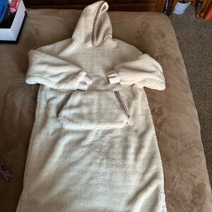 UGG Cream Hooded Robe